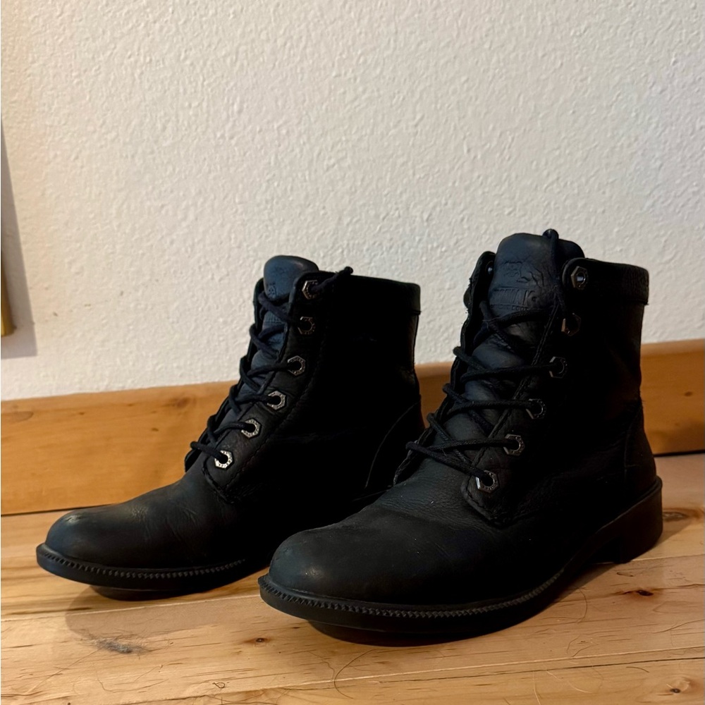 Kodiak Black Leather Boots